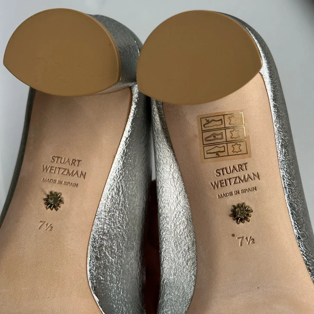 Stuart Weitzman Anicia Metallic Silver Leather Pumps Gold Logo Size 7.5 - Picture 13 of 16